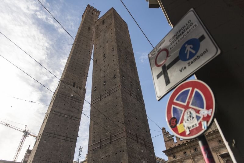 Italy - tower rush soldi veri
